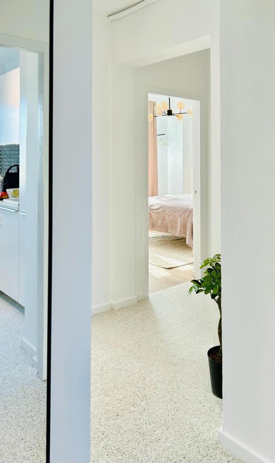 Urban Parkside Retreat Cozy 2-Bed Ap By Metro Appartement Boekarest Buitenkant foto
